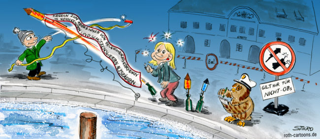 Cartoon-Karikatur-Comic---Sabine Becker zündet in der Altstadt Feuerwerk und wird vom Polizisten-Uhu ermahnt.