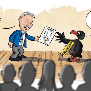 Cartoon-Karikatur-Comic: Auf einer Bühne überreicht ein Mann einem schwarzen Geier ein Zeugnis. Der Geier trägt ein gelbes Schild mit der Aufschrift „Pfullendorf“. Der Mann sagt: „Also: Preis gibt’s keinen …“ Der Geier denkt erleichtert: „… aber ich werde versetzt.“ Im Vordergrund verfolgt ein Publikum die Zeugnisübergabe. Rechts fliegt eine kleine gelbe Biene ins Bild.